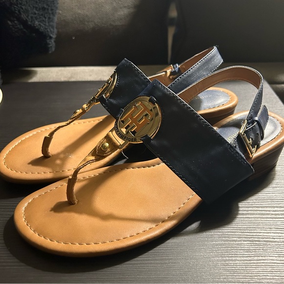 (SOLD) TOMMY HILFIGER SANDALS - Picture 2 of 6
